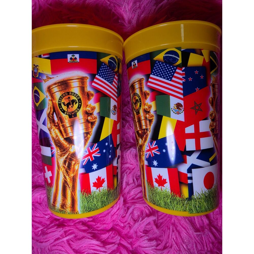Set of 2 Fifa World Cup plastic cups